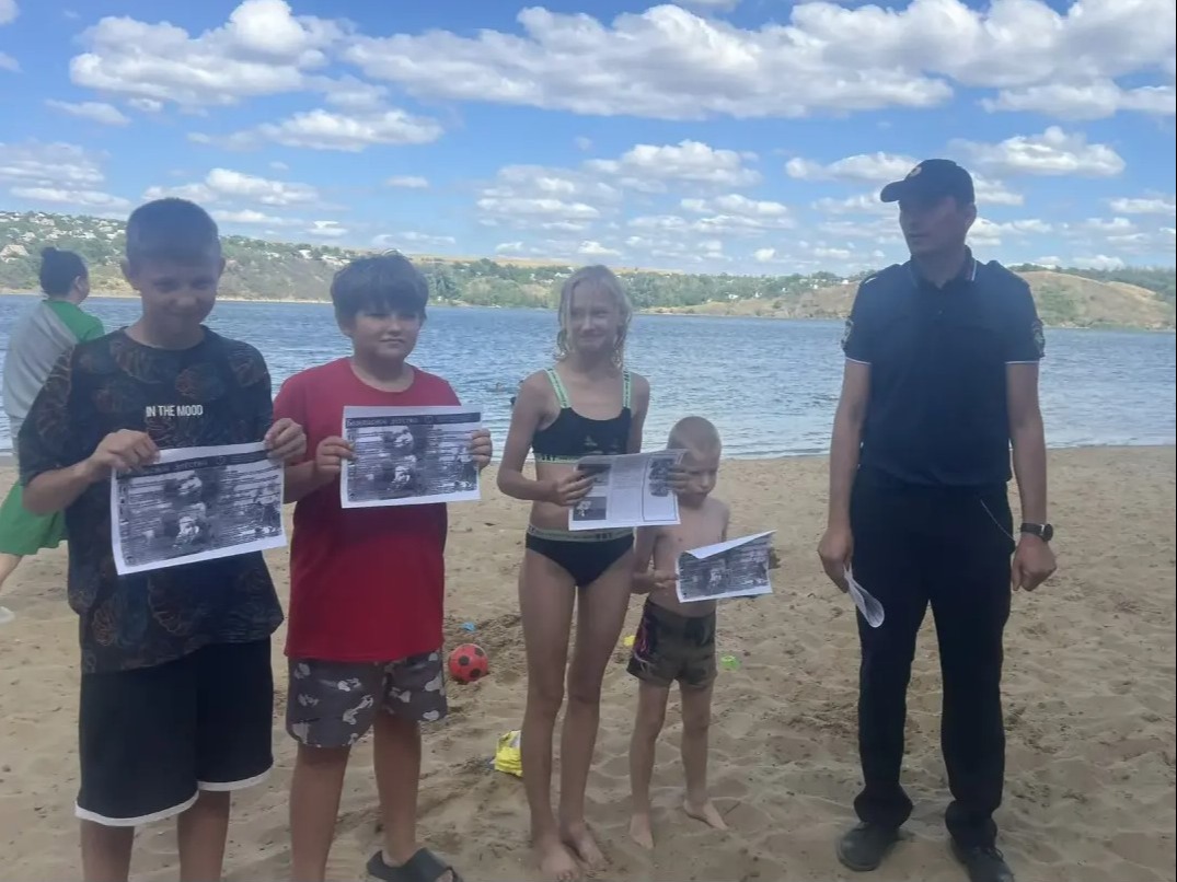 На водных объектах Перевальского округа прошел профилактический рейд «Безопасность на водоемах».